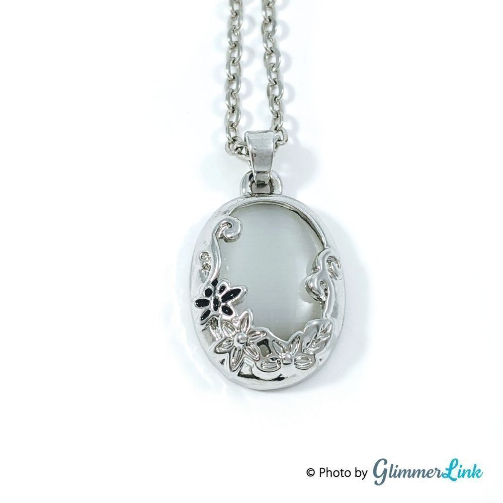 Bijoux By Meera White Cat's Eye Pendant Necklace